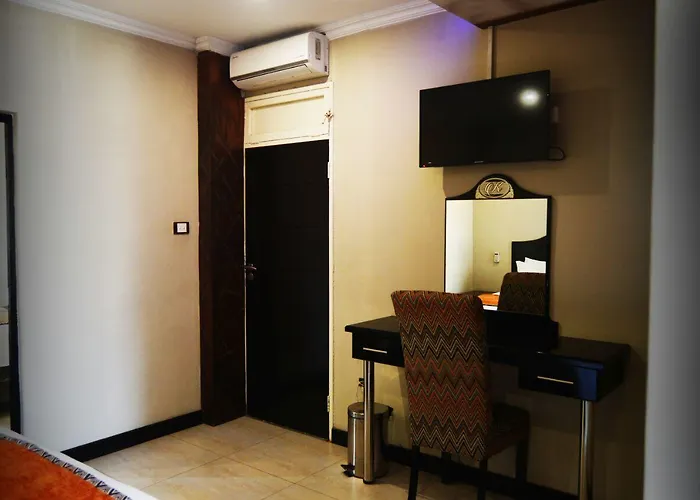 Kismet Hotel